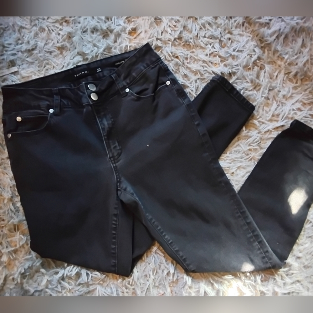 Tahari Charlotte Skinny Jeans